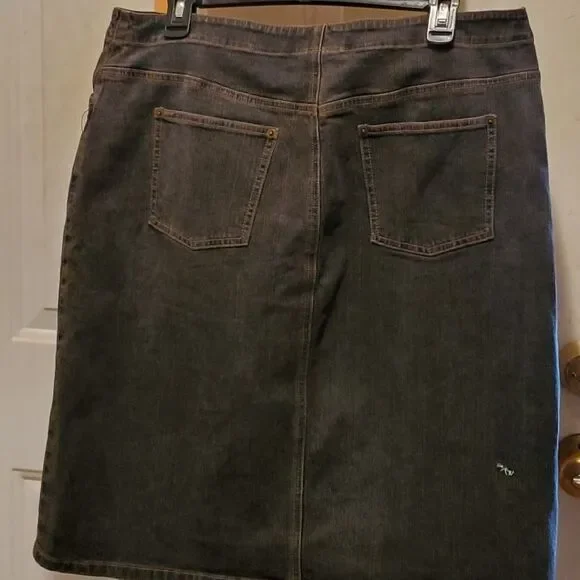 Ann Taylor Loft black jean skirt with front split - Picture 3 of 8